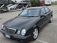 Usata Mercedes E220 Avantgarde 143 CV (105 kW) 2000 Berlina