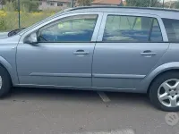 Usata Opel Astra 90 CV (66 kW) 2008 Grigio Station wagon