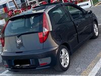 Usata Fiat Punto 95 CV (69 kW) 2025 Nero Utilitaria