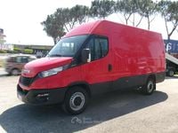 Usata Iveco Daily 136 CV (100 kW) 2021 Rosso Furgone