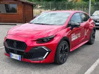 Nuova Renault Clio V Esprit Alpine 109 CV (80 kW) 2025 Rosso Berlina