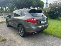 Usata Porsche Cayenne 245 CV (180 kW) 2013 Grigio(met.) SUV
