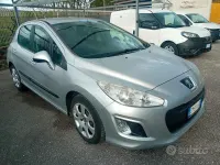Usata Peugeot 308 Access 93 CV (68 kW) 2012 Grigio Berlina