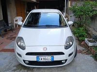 Usata Fiat Grande Punto 75 CV (55 kW) 2014 Bianco Utilitaria
