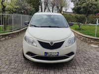 Usata Lancia Ypsilon Silver 86 CV (63 kW) 2017 Bianco Utilitaria