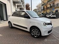 Usado Renault Twingo Intens 69 HP (50 kW) 2022 Branco Citadino