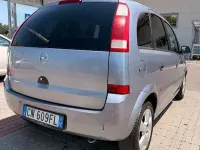 Usata Opel Meriva Cosmo 125 CV (91 kW) 2005 Monovolume