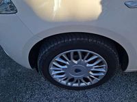 Usata Lancia Ypsilon Silver 69 CV (50 kW) 2016 Utilitaria