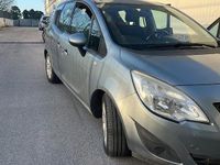 Usata Opel Meriva 75 CV (55 kW) 2012 Grigio Monovolume