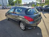 Usata Peugeot 308 109 CV (80 kW) 2009 Grigio Berlina