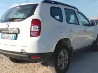 Usata Dacia Duster Lauréate 105 CV (77 kW) 2014 Grigio SUV
