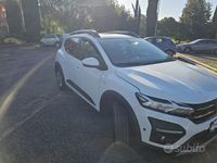 Usata Dacia Sandero Stepway 101 CV (74 kW) 2021 Bianco Utilitaria