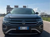 Usata VW T-Roc Style 150 CV (110 kW) 2023 Nero SUV