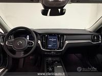 Nuova Volvo V60 Plus 163 CV (119 kW) 2025 Grigio Station wagon