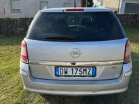 Usata Opel Astra 110 CV (80 kW) 2009 Grigio Station wagon