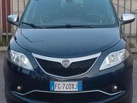 Usata Lancia Ypsilon 69 CV (50 kW) 2017 Blu Utilitaria
