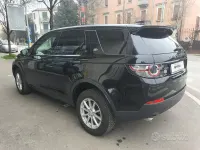Usado Land Rover Discovery Sport SE 150 HP (110 kW) 2018 Preto SUV