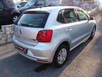 Usata VW Polo Trendline 60 CV (44 kW) 2016 Argento Berlina