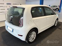 Usata VW up! Move 65 CV (47 kW) 2022 Bianco Utilitaria