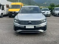 Usata VW Tiguan R-line 190 CV (139 kW) 2023 Grigio SUV