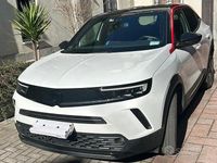 Usata Opel Mokka-e GS Line 100 kW (136 CV) 2022 Bianco SUV