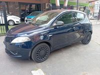 Usata Lancia Ypsilon Silver 69 CV (50 kW) 2018 Blu/azzurro Utilitaria