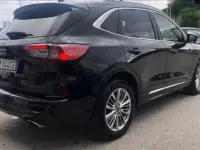 Usata Ford Kuga Vignale 225 CV (165 kW) 2023 Agate black (metallizzato) SUV
