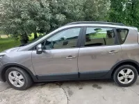Käytetty Renault Scenic E-Tech 110 HP (80 kW) 2015 Harmaa Tila-auto