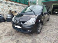 Usata Renault Modus 75 CV (55 kW) 2012 Nero Monovolume