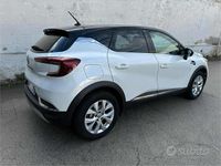 Usata Renault Captur Intens 101 CV (74 kW) 2021 Bianco SUV