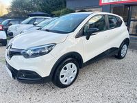 Usata Renault Captur 90 CV (66 kW) 2016 Beige SUV