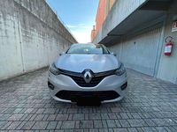 Usata Renault Clio V Business 86 CV (63 kW) 2020 Argento Berlina