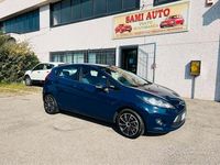 Usata Ford Fiesta Titanium 97 CV (71 kW) 2009 Blu Utilitaria