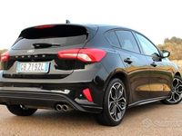 Usata Ford Focus ST-Line 120 CV (88 kW) 2020 Nero Berlina