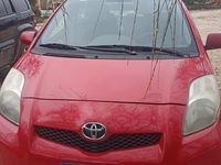 Usata Toyota Yaris 69 CV (50 kW) 2009 Rosso Utilitaria
