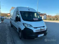 Usata Citroën Jumper 140 CV (102 kW) 2024 Bianco Monovolume