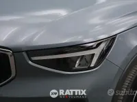 Usata Volvo XC40 163 CV (119 kW) 2022 Blu SUV