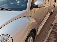 Usata VW New Beetle 105 CV (77 kW) 2007 Grigio Utilitaria