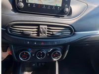 Usata Fiat Tipo Lounge 120 CV (88 kW) 2017 Nero Station wagon