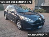 Usata Peugeot 206 60 CV (44 kW) 2011 Nero Berlina