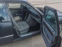 Usata Mercedes E200 1991 Nero Berlina