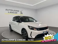 Usata Opel Corsa 101 CV (74 kW) 2024 Bianco tetto nero Utilitaria