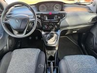 Usata Lancia Ypsilon Silver 69 CV (50 kW) 2021 Blu/azzurro Utilitaria
