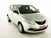 Usata Lancia Ypsilon Gold 95 CV (69 kW) 2016 Grigio Utilitaria