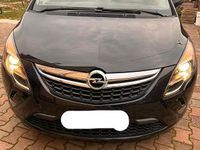 Usata Opel Zafira 130 CV (95 kW) 2013 Nero Monovolume
