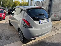 Usata Lancia Ypsilon Platinum 69 CV (50 kW) 2018 Grigio Utilitaria