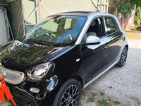 Usata Smart ForFour 71 CV (52 kW) 2014 Nero Utilitaria