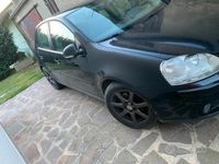 Usata VW Golf V 105 CV (77 kW) 2008 Nero Utilitaria