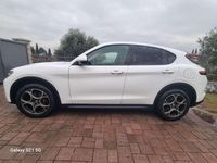 Usata Alfa Romeo Stelvio Executive 209 CV (153 kW) 2018 Bianco SUV