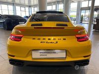 Usata Porsche 911 Turbo S 581 CV (427 kW) 2017 Giallo Coupé
